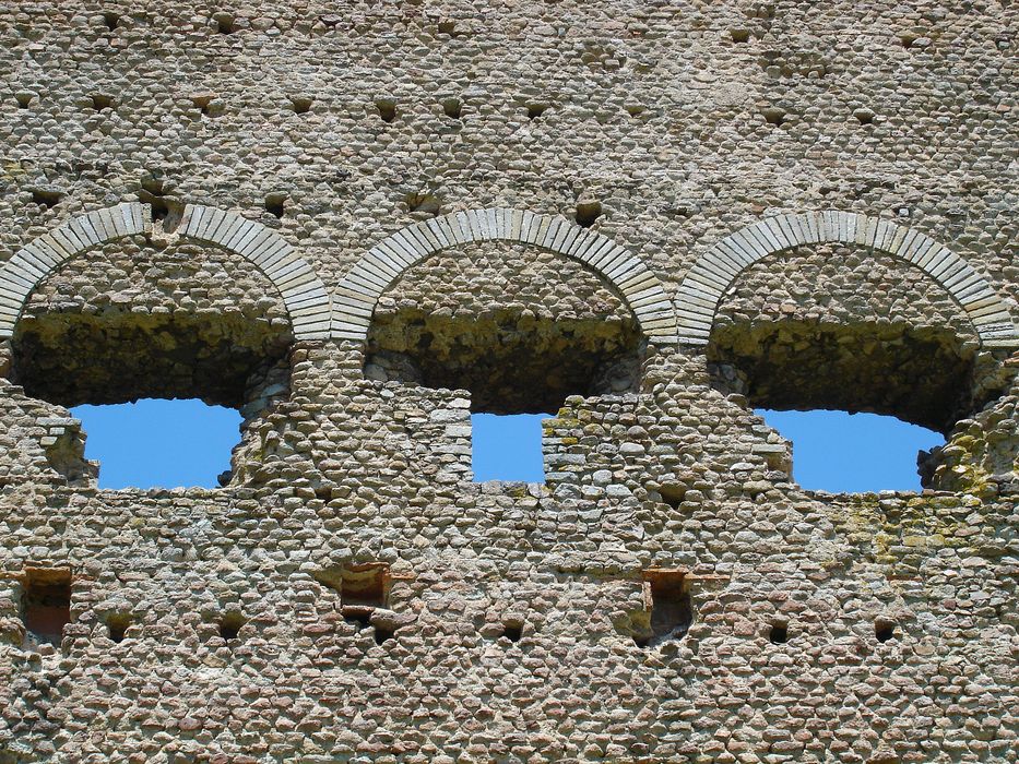 élévation sud, détail des maçonneries