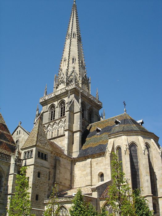 Cathédrale Saint-Lazare