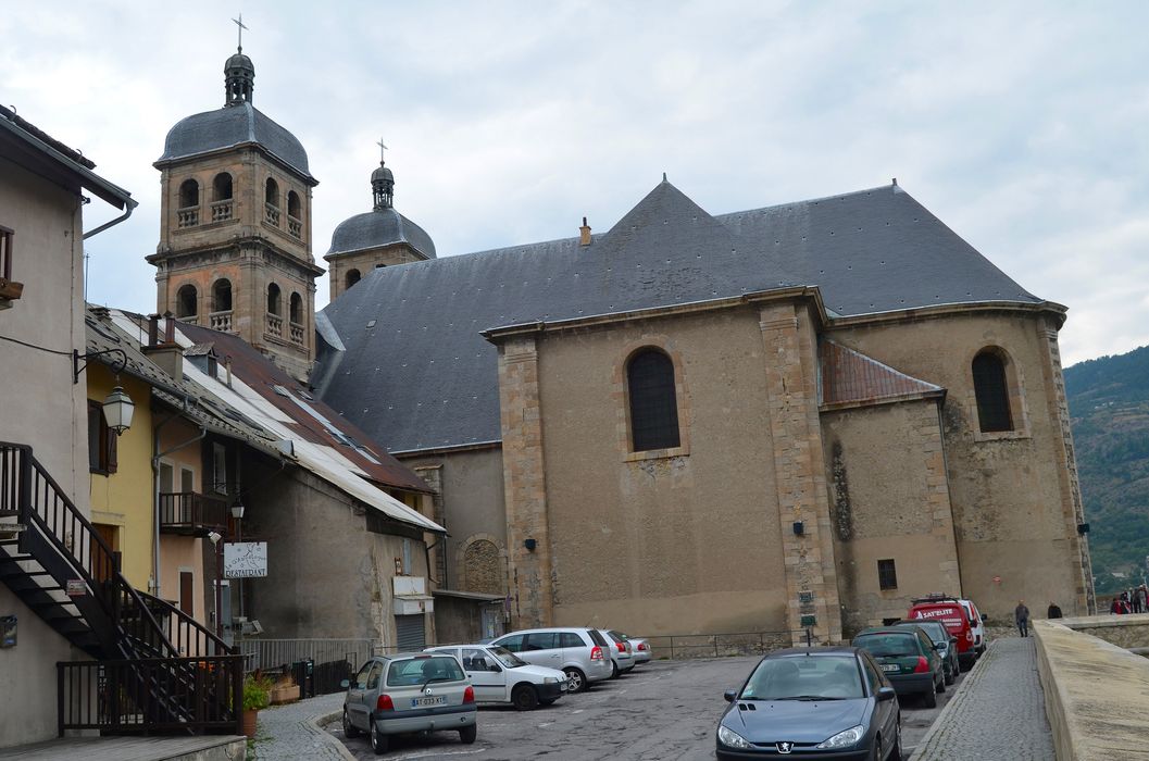 Eglise paroissiale Notre-Dame, Saint-Nicolas (ancienne collégiale)