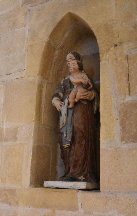 statue : Vierge à l’Enfant