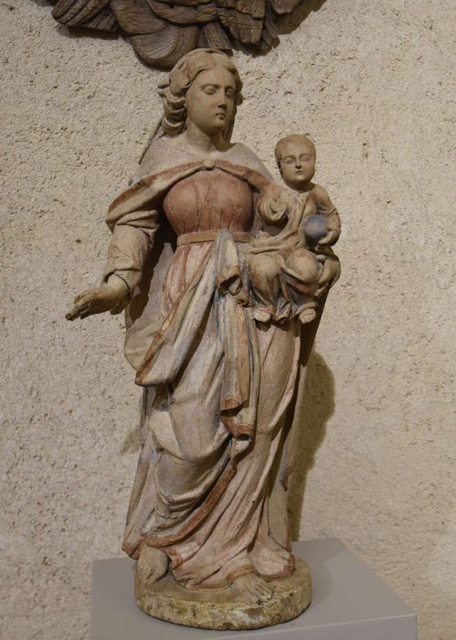 statue : Vierge à l’Enfant