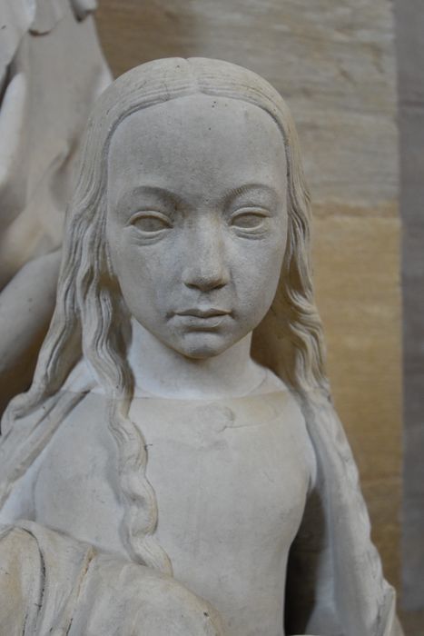 groupe sculpté : Sainte Anne avec la Vierge tenant l’Enfant Jésus, détail