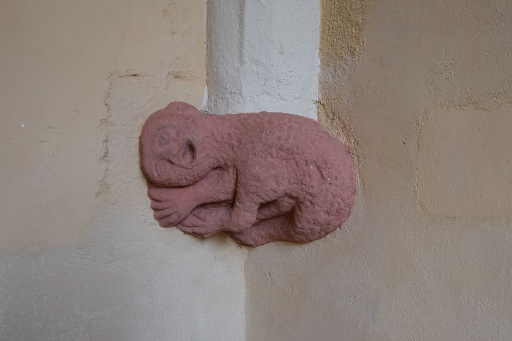 chapelle latérale sud, détail d’un culot sculpté