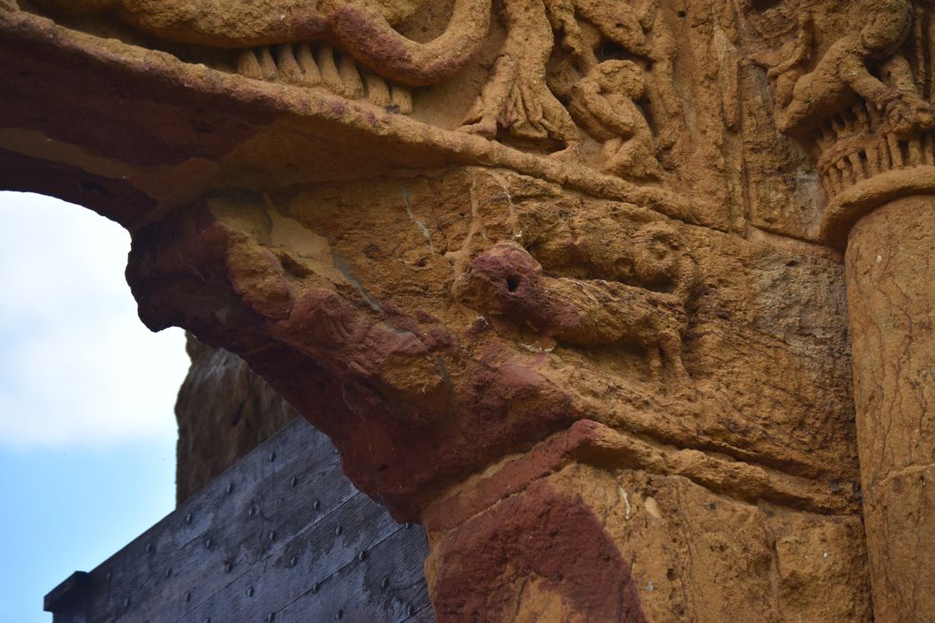 portail d’accès sud à la cour intérieure, détail