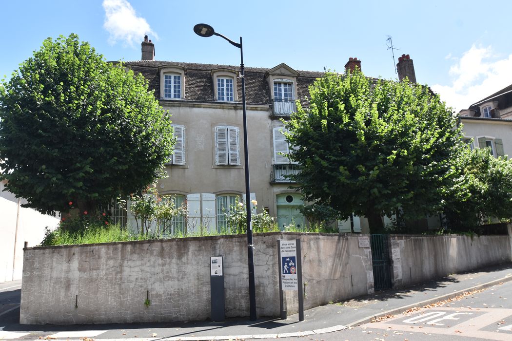 façade ouest, vue partielle