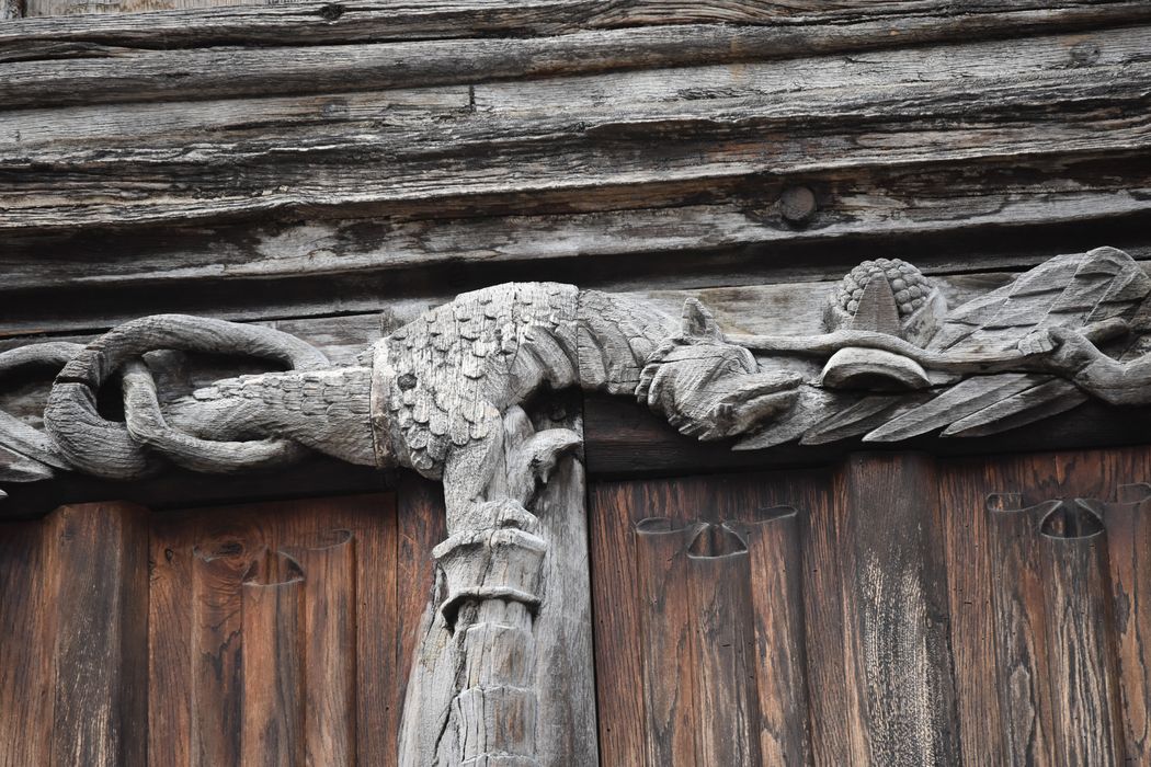 façades sur rues, détail décoratif