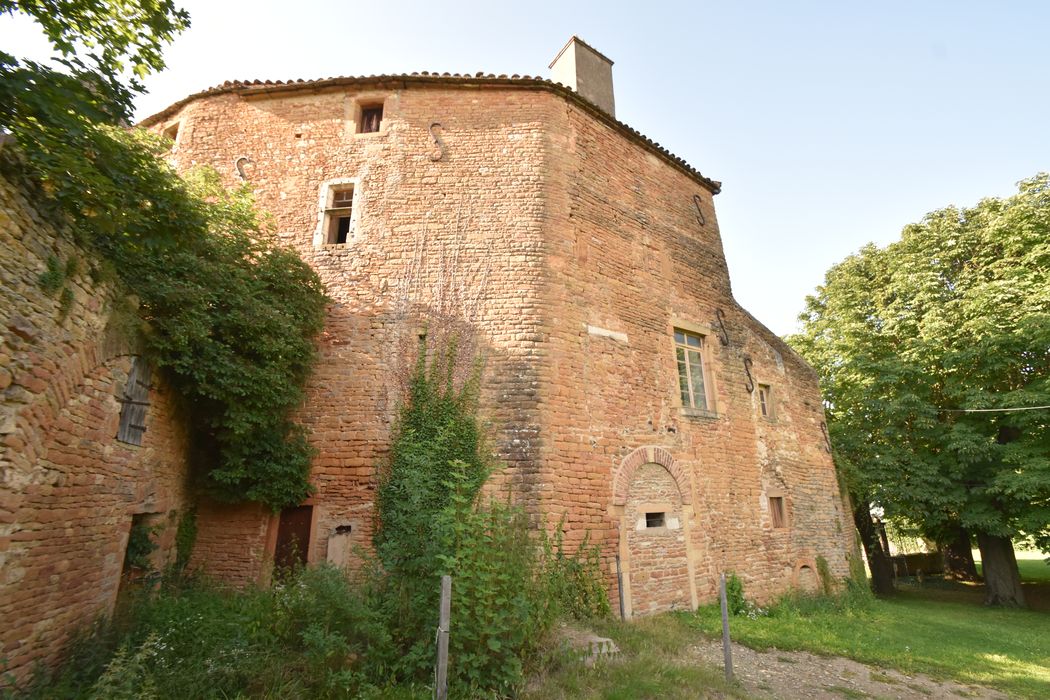 logis, façades sud et sud-est