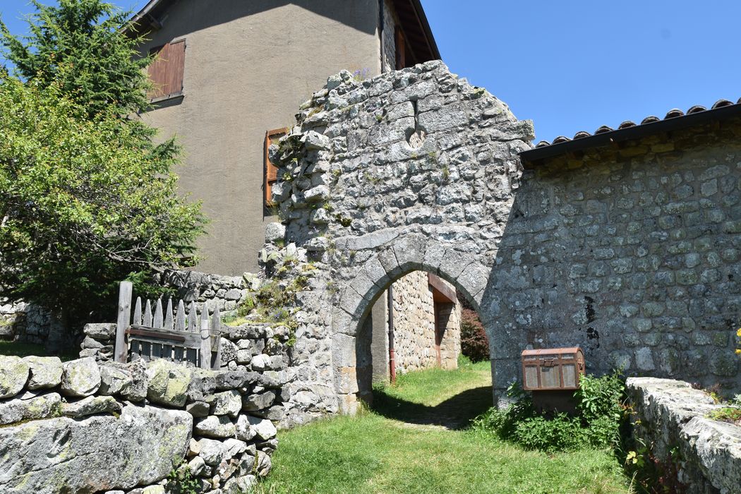 porte fortifiée ouest, élévation ouest