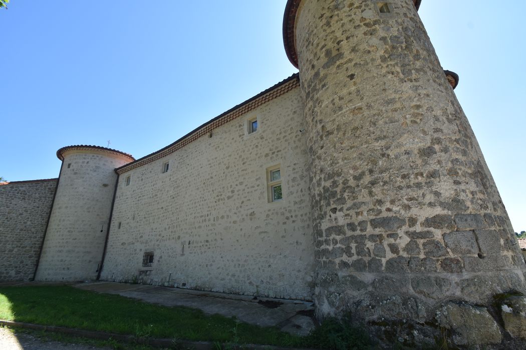 logis, façade nord-est