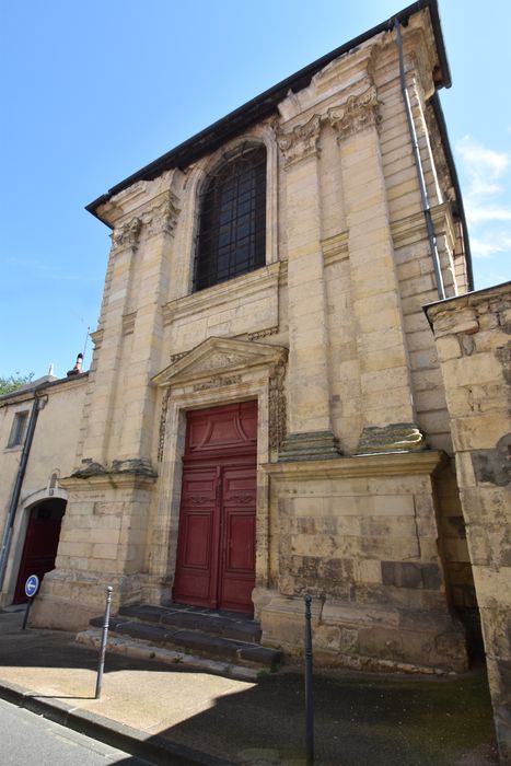 façade sud-ouest sur rue