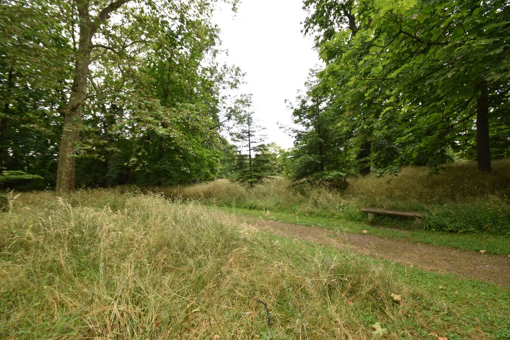 château de Malmaison, parc sud-ouest, vue partielle