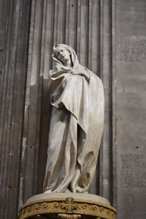 statue : Vierge de douleur