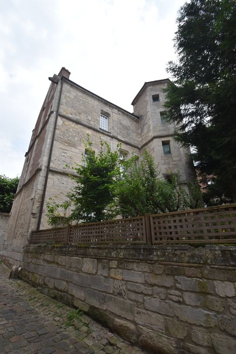 façade sud-ouest, vue partielle