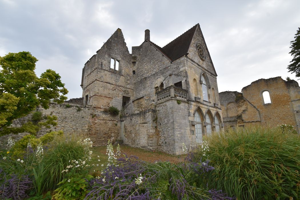 vestiges des anciens appartements royaux, élévations sud et ouest