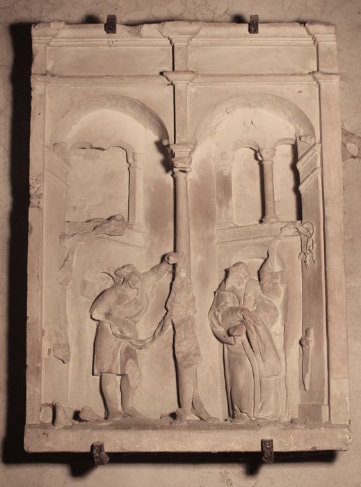 retable : Scènes de la vie de la Vierge et de saint Pierre, détail du relief de la flagellation