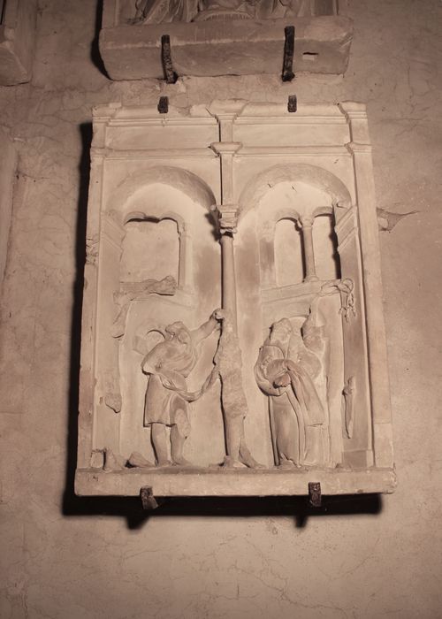 retable : Scènes de la vie de la Vierge et de saint Pierre, détail du relief de la flagellation