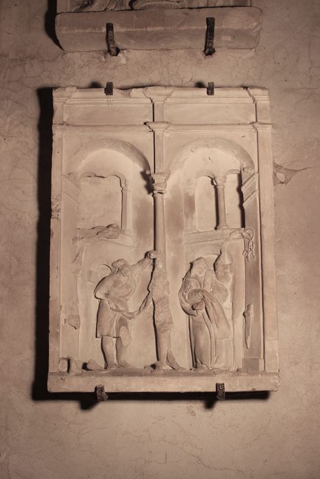 retable : Scènes de la vie de la Vierge et de saint Pierre, détail du relief de la flagellation