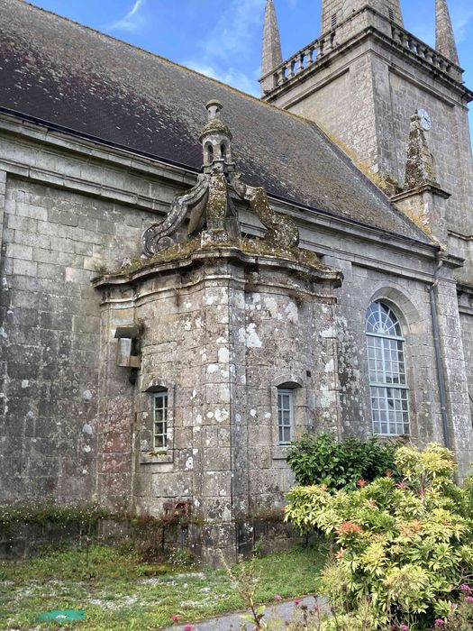 façade latérale nord, vue partielle