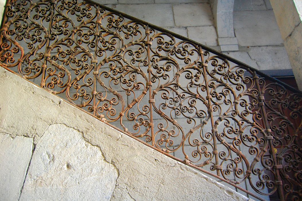 escalier monumental, détail de la rampe