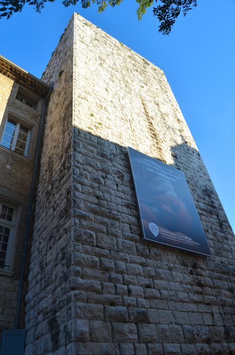 vue générale d’une tour