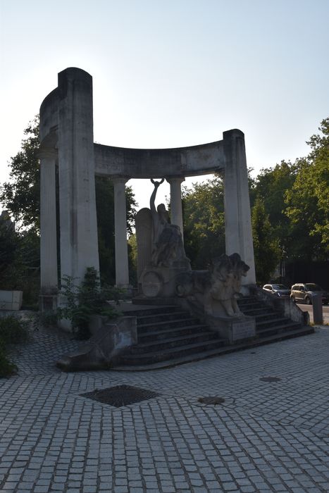 vue générale du monument