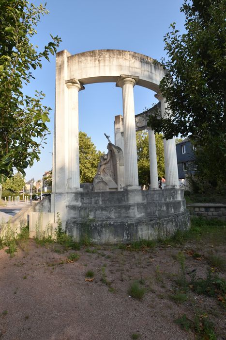 vue générale du monument