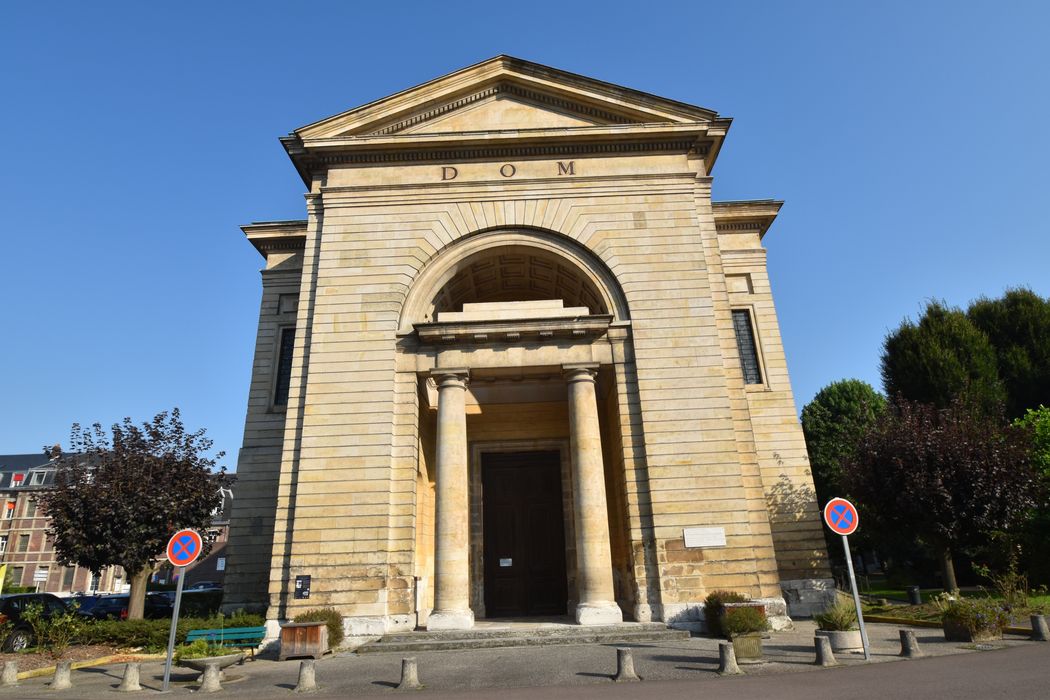 façade sud de la chapelle