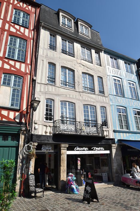 façade sur rue