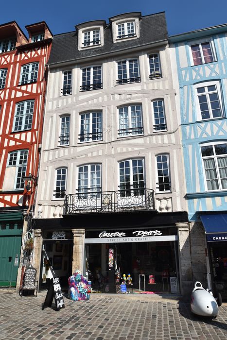 façade sur rue