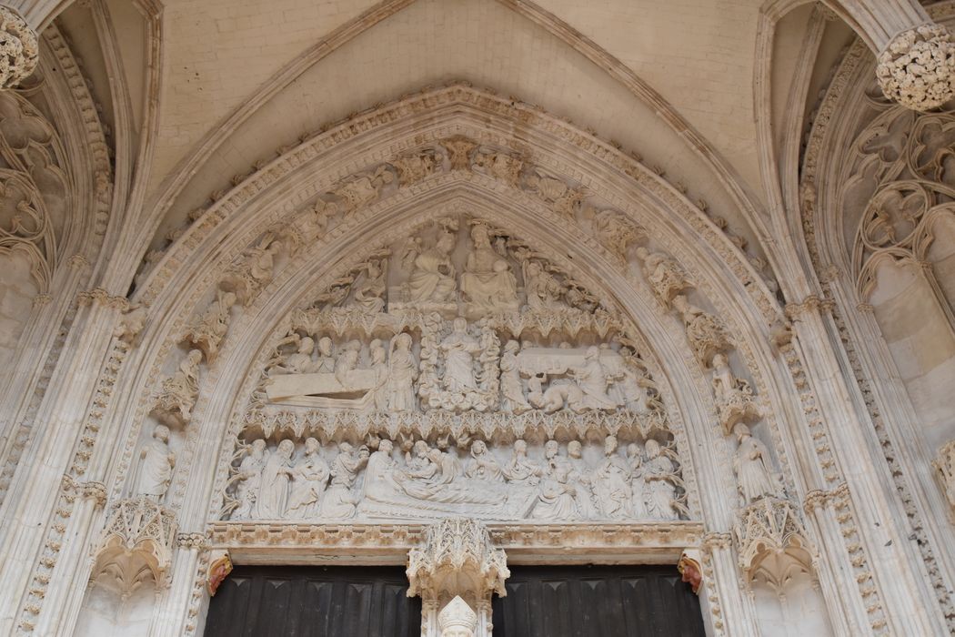 portail d’accès sud, détail du tympan
