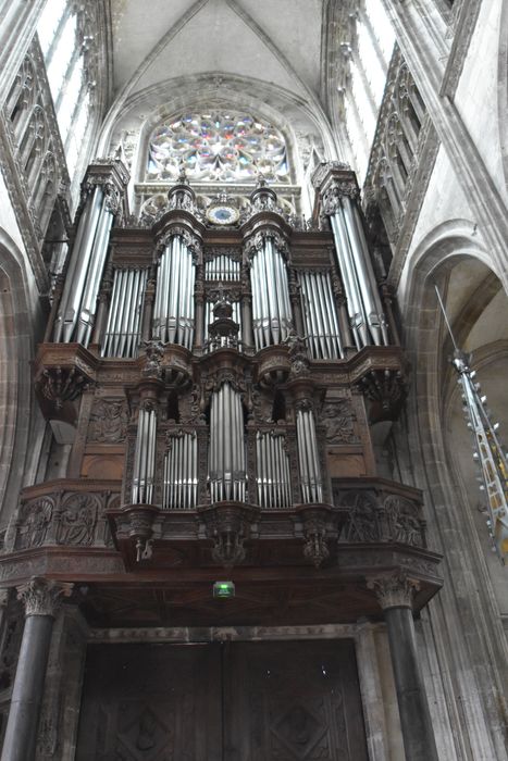 Orgue de tribune : buffet d'orgue