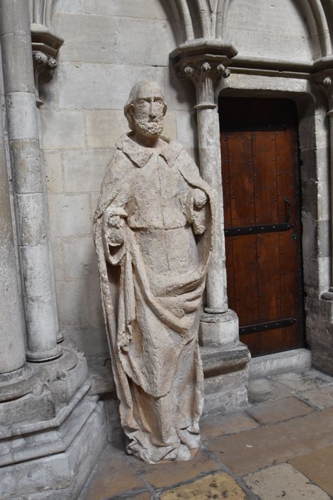 statue déposée