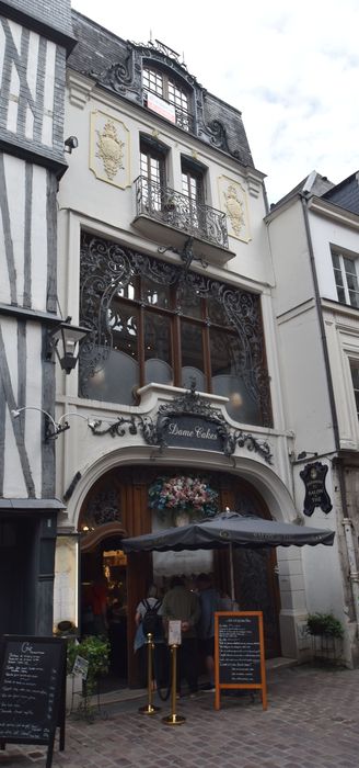 façade sur rue