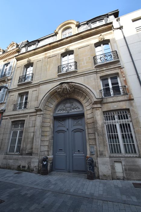 façade sur rue