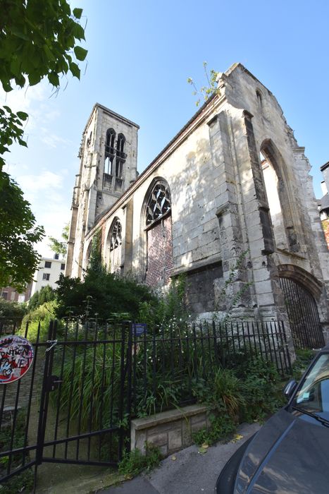 façade latérale sud, vue partielle