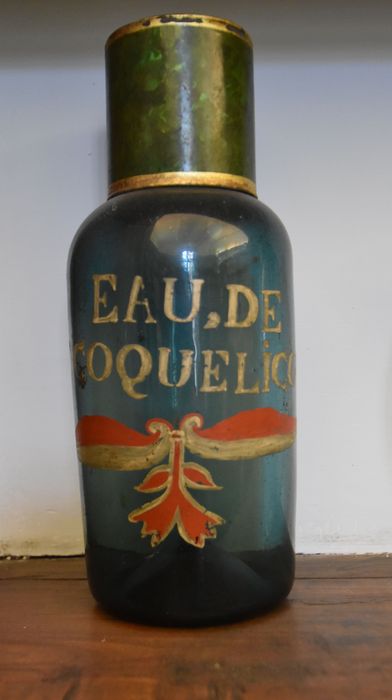 pot à pharmacie (bouteille : Eau de coquelicot)