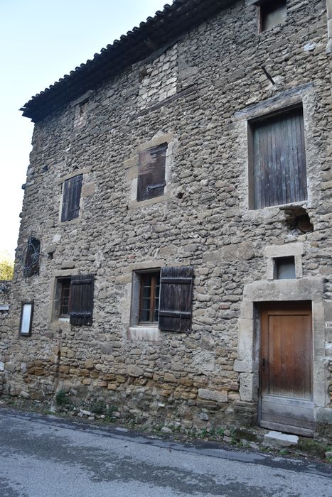 façade sur rue