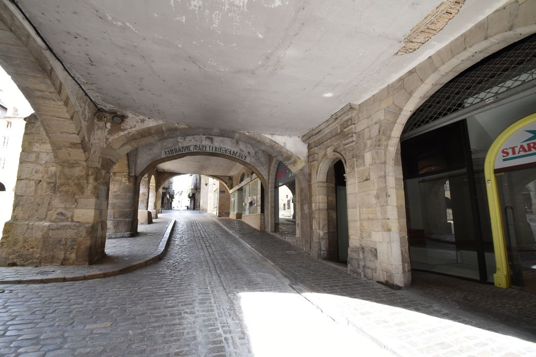 rez-de-chaussée de la galerie de l’Hôpital-Saint-Martial