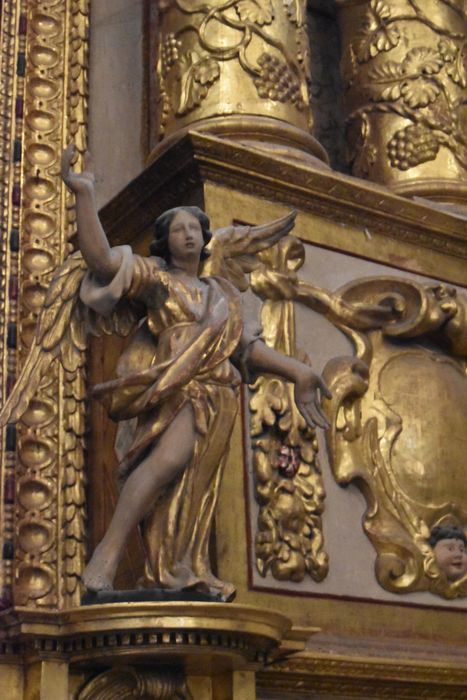 retable du maître-autel, détail d’une statuette d’un ange