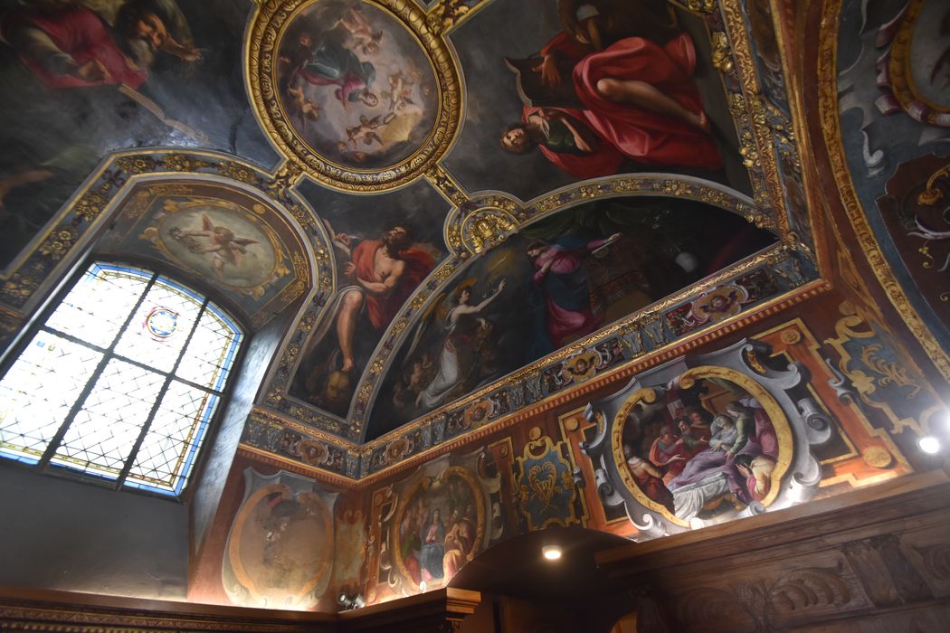 Chapelle Sainte-Anne, vue partielle des décors