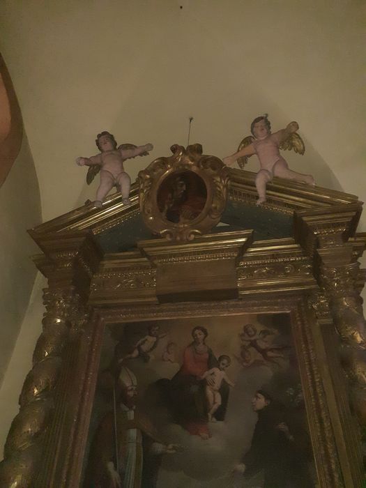 retable, tableaux d'autel : Saint Clair et Saint Antoine de Padoue aux pieds de la Vierge à l'Enfant et Le Père Éternel, vue partielle