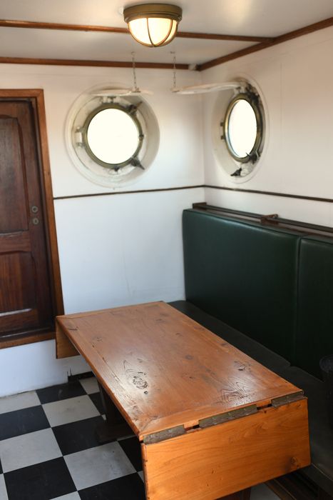 bateau de signalisation : bateau-feu dit le Sandettié, ex Dyck