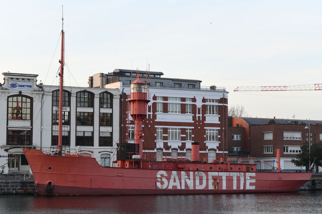bateau de signalisation : bateau-feu dit le Sandettié, ex Dyck