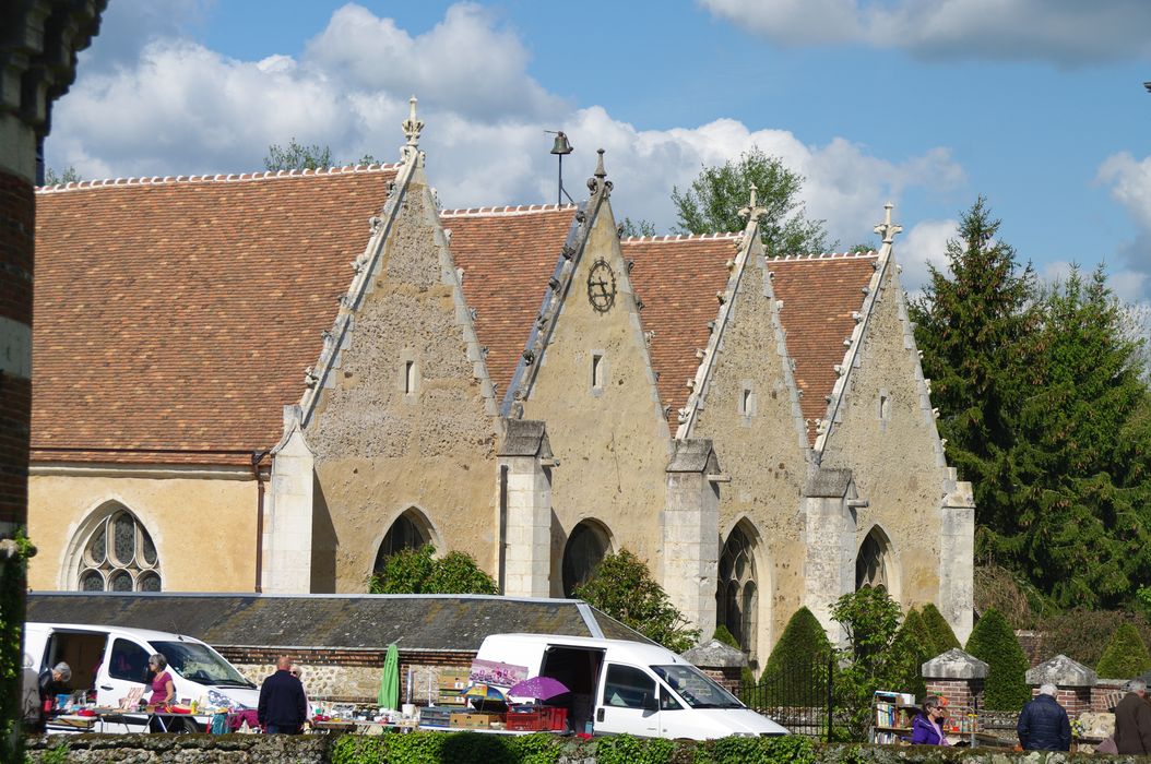 façade latérale sud, vue partielle
