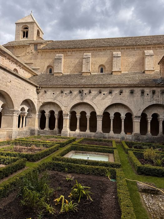 cloître, galerie nord