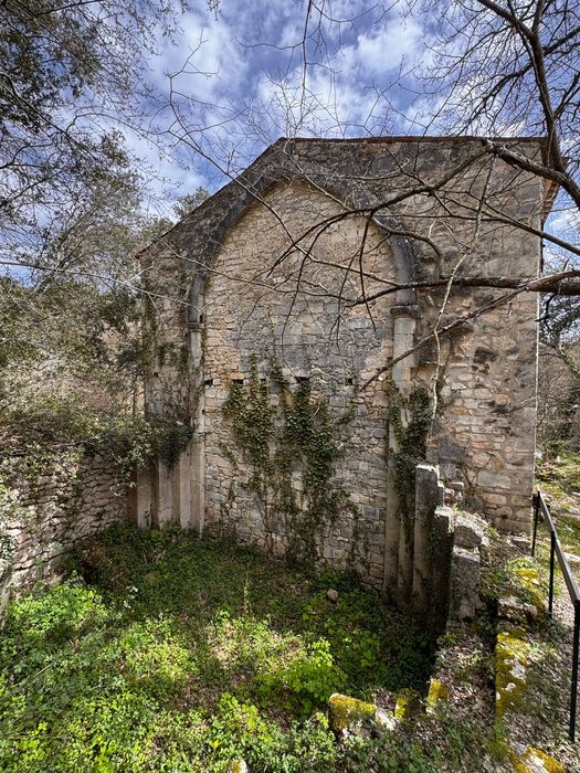 chapelle, vue partielle des vestiges
