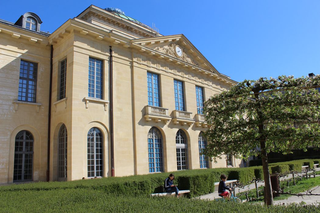 cloître, façade sud, vue partielle