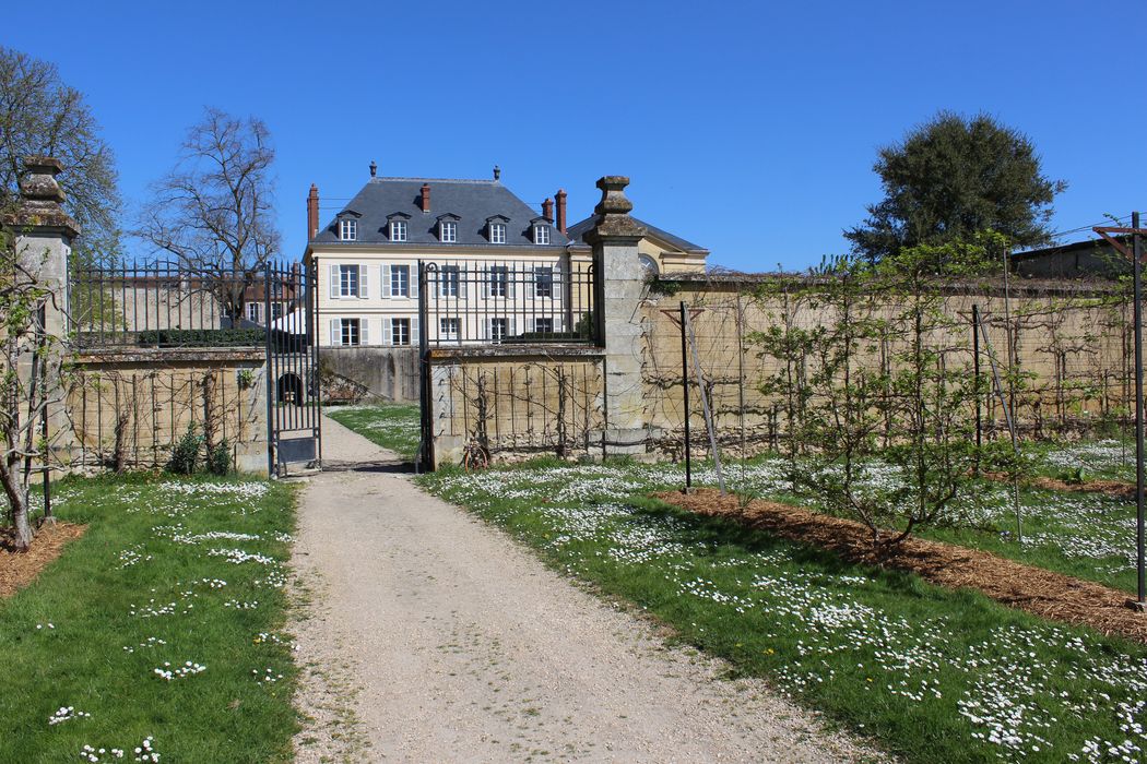 maison de la Quintinie, façade sud, vue partielle