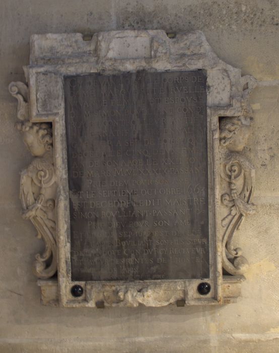dalle funéraire de Marguerite Ruelle femme de Simon Bouillan
