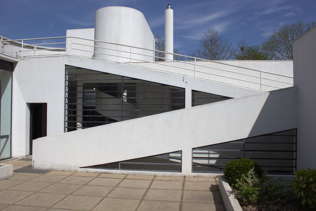 rampe d’accès au solarium depuis le toit-terrasse